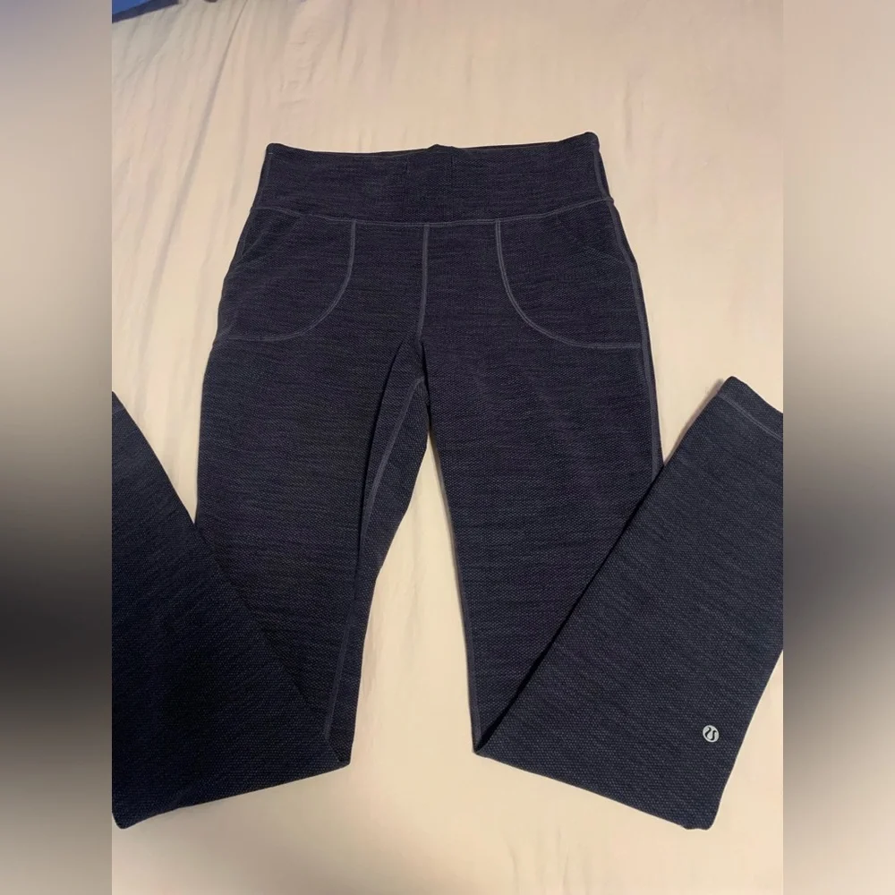 brand new with‎ no tags lululemon size 10 purple skinny will pant!